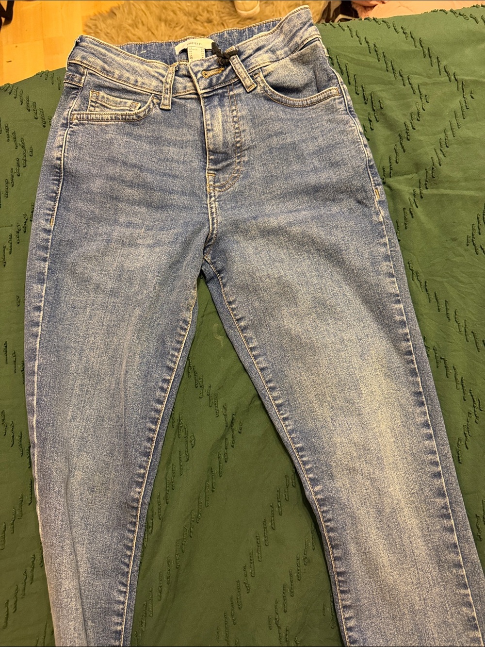 Forever 21 Light Blue High-Rise Women's Jeans